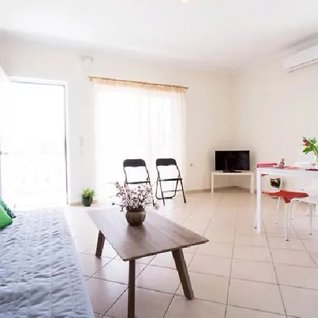 Domus Creta Apartment *